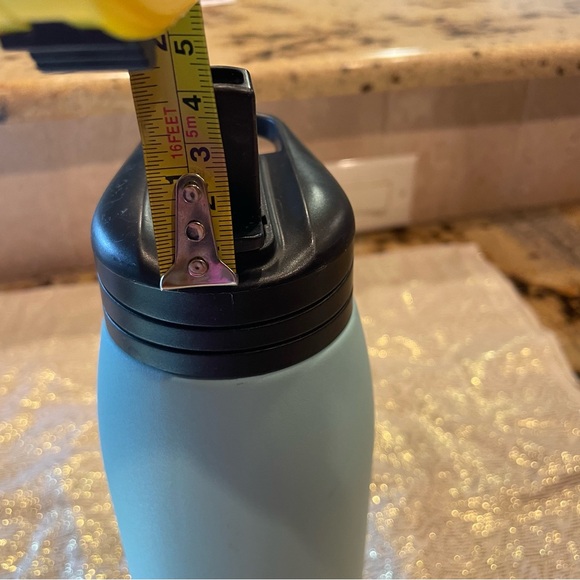 Free! HydraPeak 32oz straw lid water bottle - Picture 8 of 12